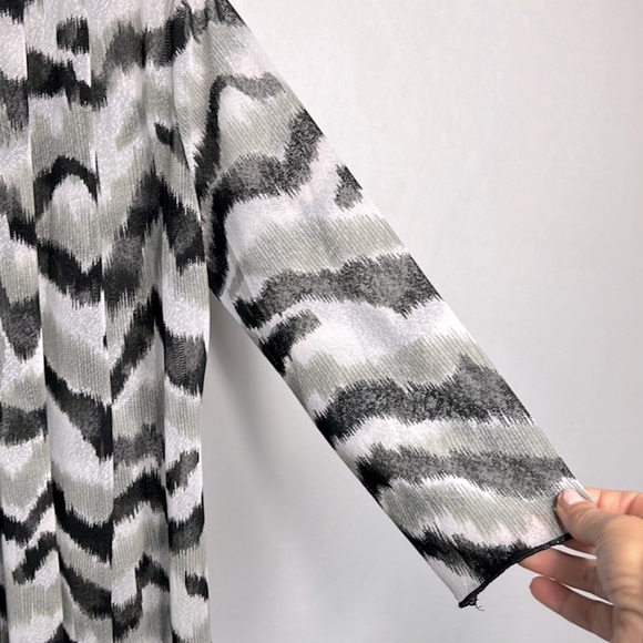 Black, White, and Grey Animal Print Full Length Duster size M - Picture 3 of 5